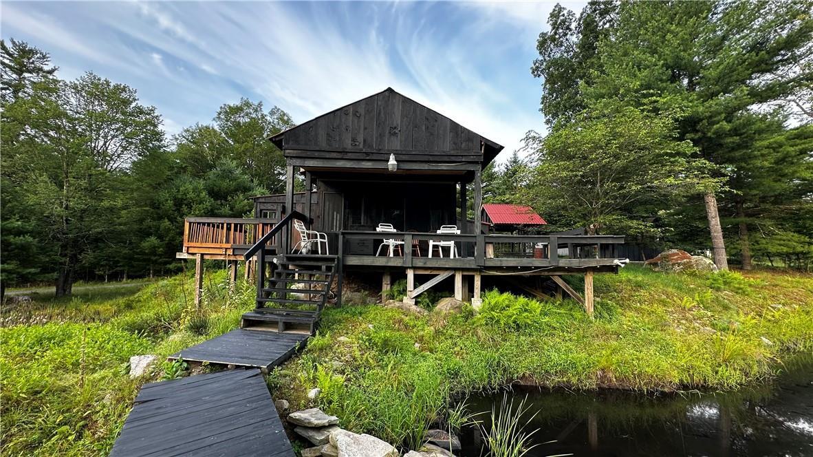 Foto principal - 281 Blind Pond Rd