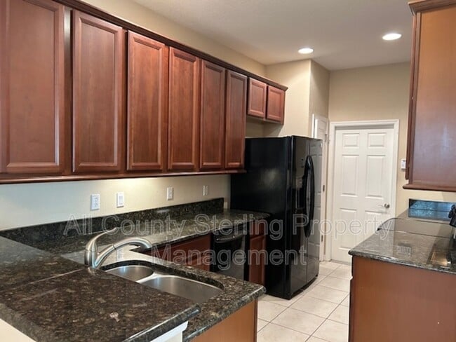 Building Photo - 5222 Hidden Cypress Ln