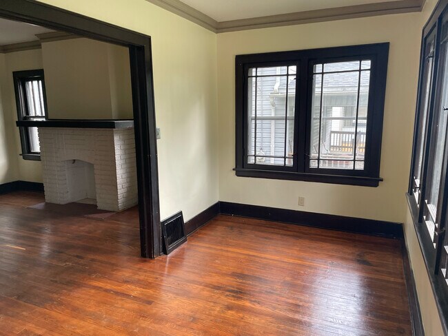 Foto del edificio - 853 N Howard St