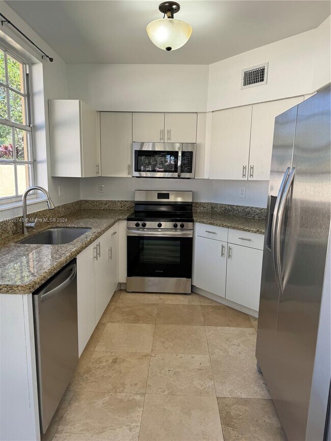 Building Photo - 14611 Balgowan Rd