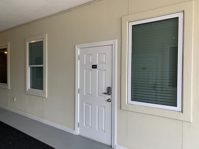 Building Photo - Seagrove Highlands 2109