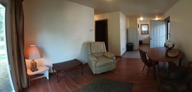 Foto del edificio - Lakeview Homes