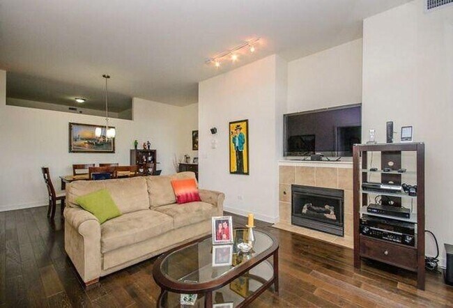 Foto del edificio - 3140 N Sheffield Ave