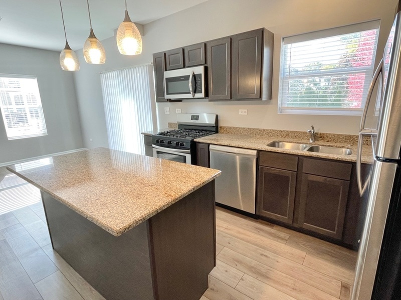 Foto principal - 809 E Main St