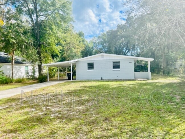 Building Photo - 6994 Miss Muffet Ln S