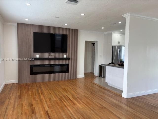 Building Photo - 9315 SW 44th St