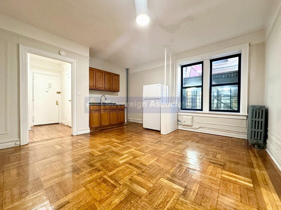 3015 Roberts Avenue Room for Rent in The Bronx, NY