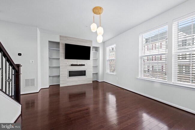 Foto del edificio - 7316 Elkridge Crossing Way
