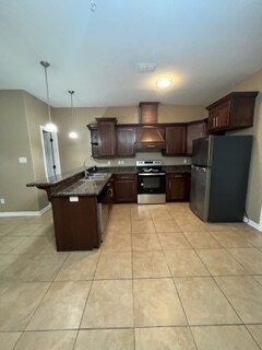 Building Photo - 1309 W Kiwi Ave