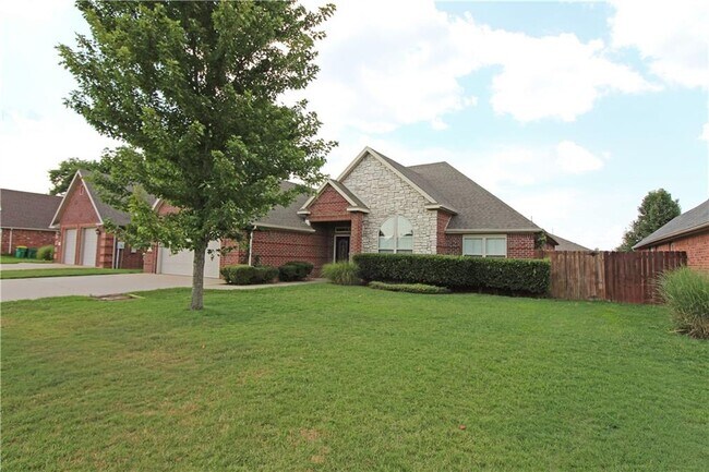 Building Photo - 1161 Medway Ln