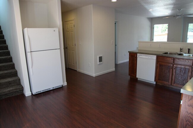 Foto del edificio - 233 Whitman St S