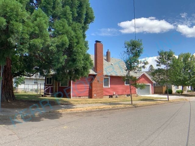 Primary Photo - Charming 3 Bedroom Home in Portland with 2...