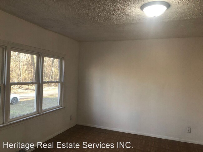 Building Photo - 2 br, 1 bath House - 944 Hovey St.