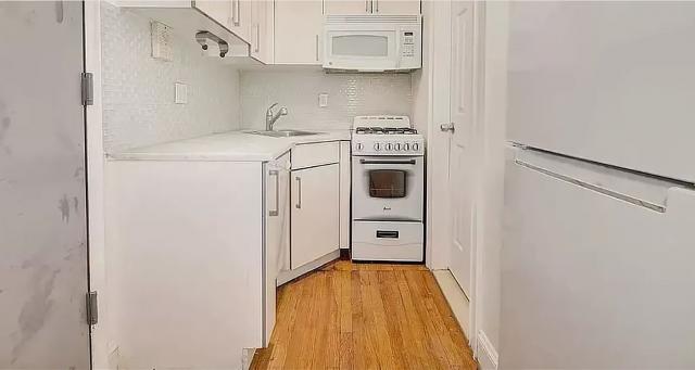 Foto del edificio - 1 bedroom in New York NY 10016