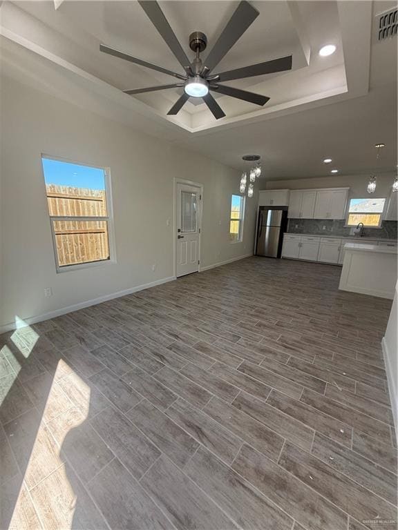 Foto del edificio - 12 Ozark Ave