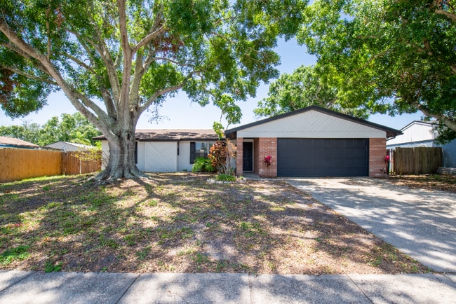 Building Photo - 502 Timber Bay Cir E