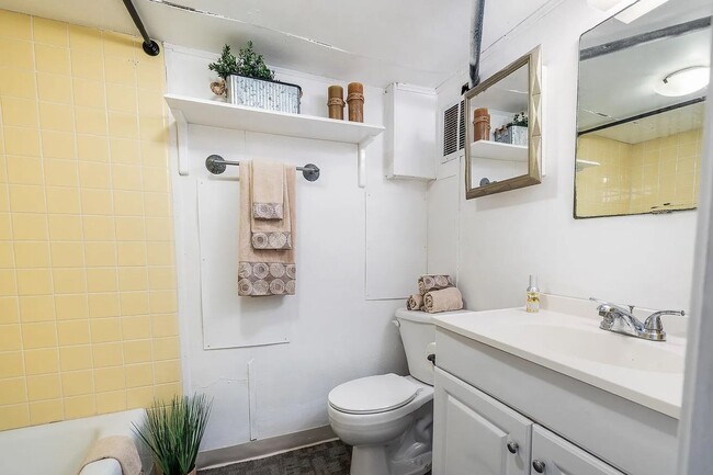 Foto del edificio - 231 Quincy St