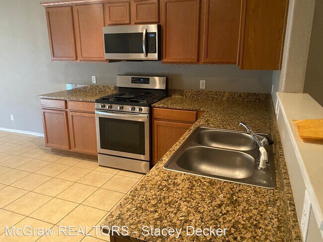 Foto del edificio - 3 br, 2 bath House - 15104 E. 108th St. N.