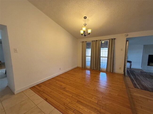 Foto del edificio - 1436 Cross Bend Rd