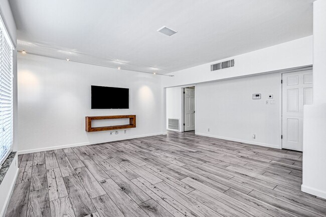 Foto del edificio - Now Leasing – Fully Updated Scottsdale Home!