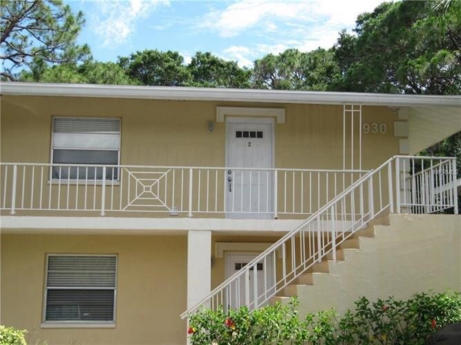 Primary Photo - 930 La Costa Cir