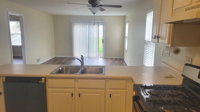 Building Photo - 790 Wedgewood Cir
