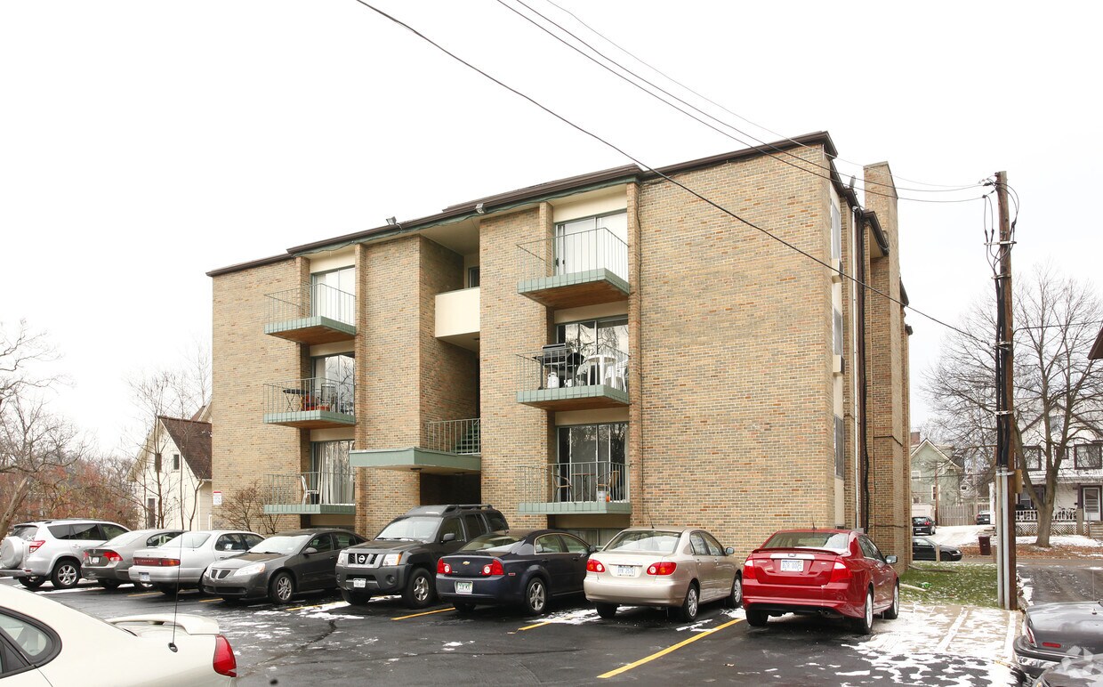 Foto del edificio - Lion