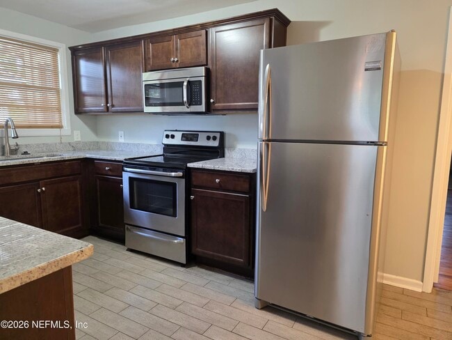 Foto del edificio - 1265 Donald St