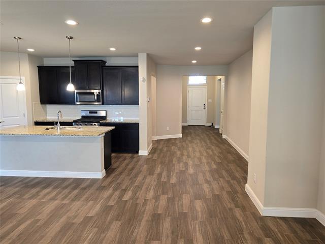 Foto del edificio - 1233 Bosque Ln