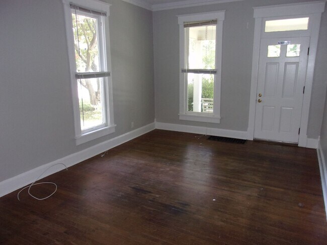 Foto del edificio - 401 S Talley Ave