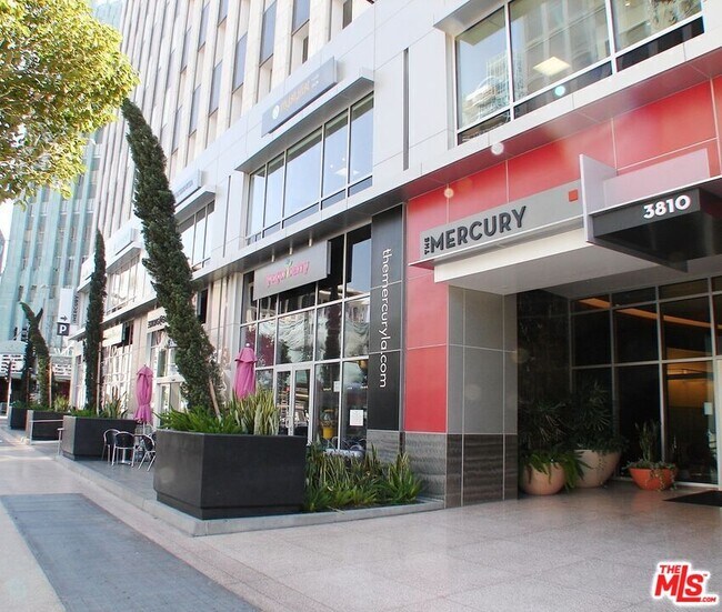 Foto del edificio - 3810 Wilshire Blvd