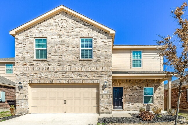 Building Photo - 1226 Juniper Dr