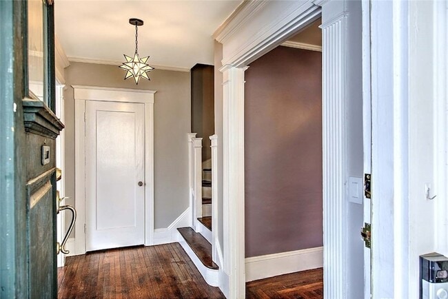 Photo - 118 Everett Ave House