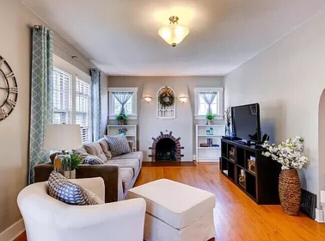 Photo - 332 N Meade Ave House