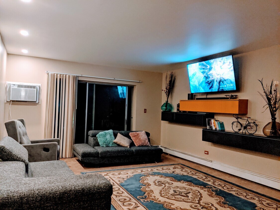 Foto principal - 1331 Finley Rd