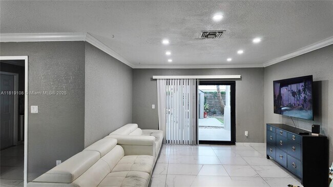 Foto del edificio - 15831 SW 106th Ave