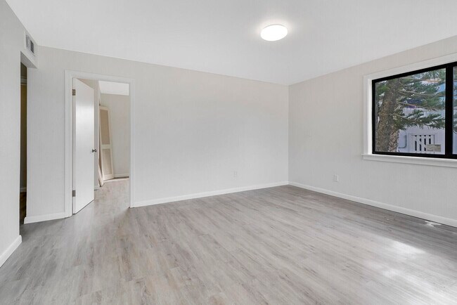Foto del edificio - 652 Hernando St