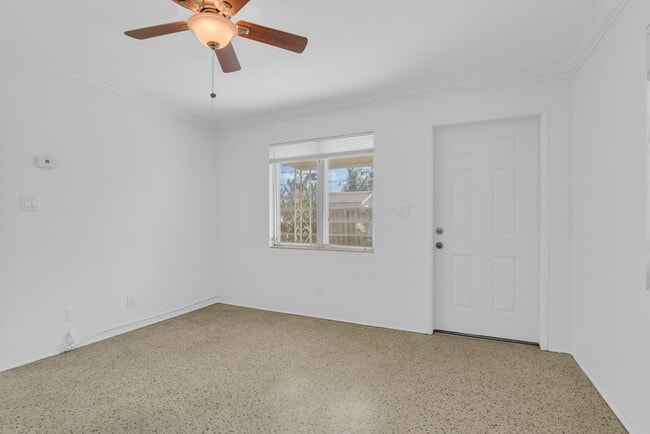 Foto del edificio - 728 N L St