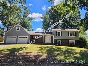 Building Photo - 1010 Willowlake Rd