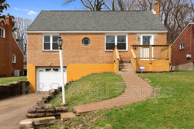 Building Photo - 110 Richmore Dr