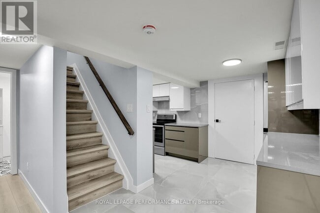 Building Photo - 934 Smyth Rd
