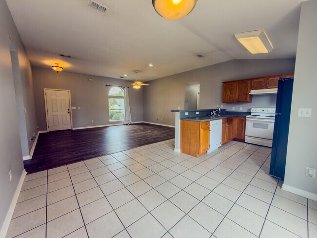 Foto del edificio - 2548 Houston Cir