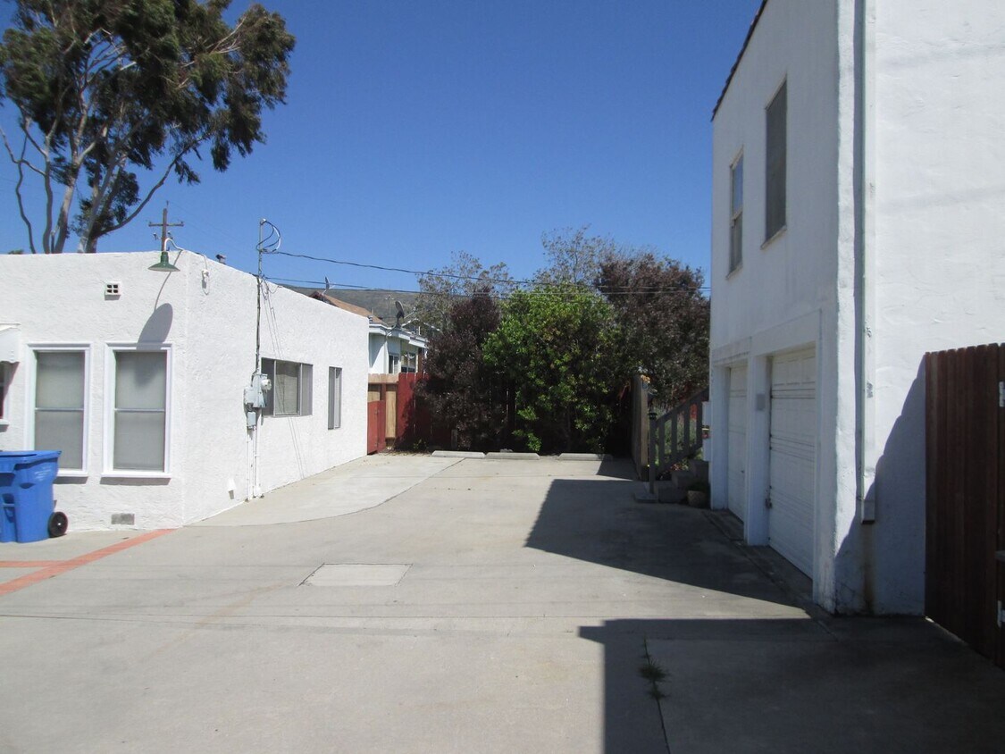 Primary Photo - High St. - 269-273 High St. San Luis Obisp...