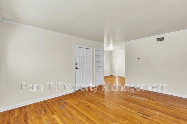 Foto del edificio - 1702 E.35TH St.