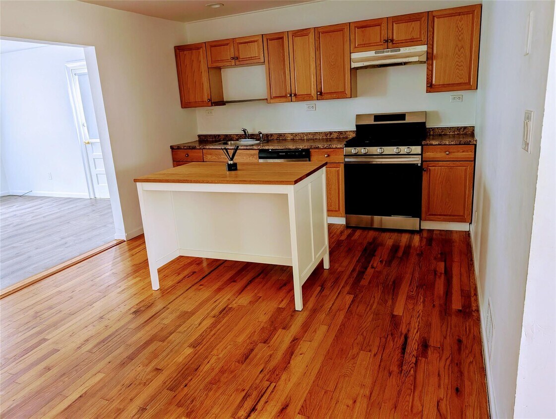 Foto principal - 107 Morton Blvd