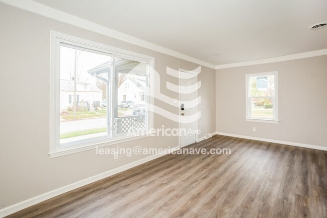 Building Photo - 8244 Cadillac Ave