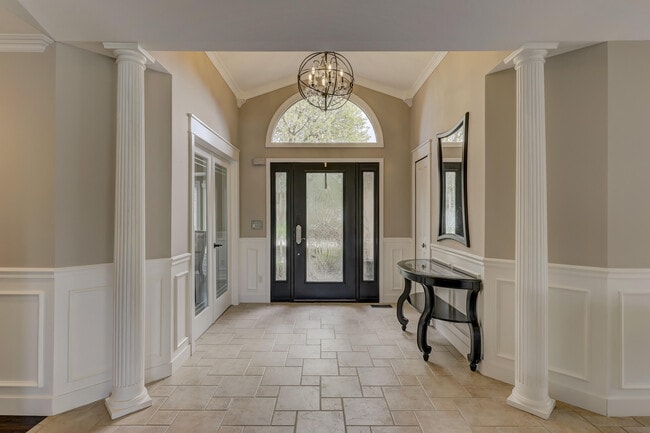 Foto del edificio - 48311 American Elm Dr