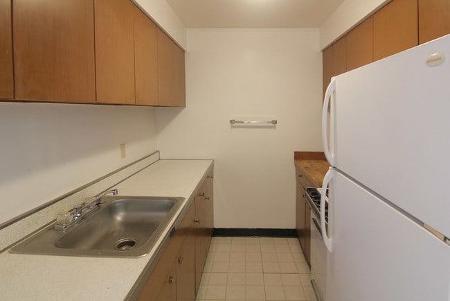 Foto del edificio - 600 Allenby Ave