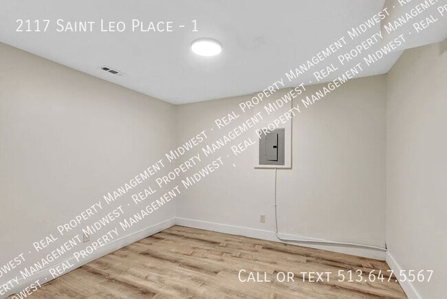 Foto del edificio - 2117 St Leo Pl