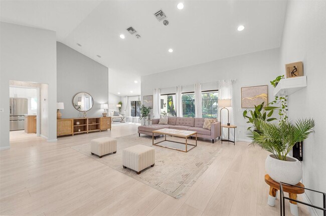 Foto del edificio - 1611 NW 101st Way